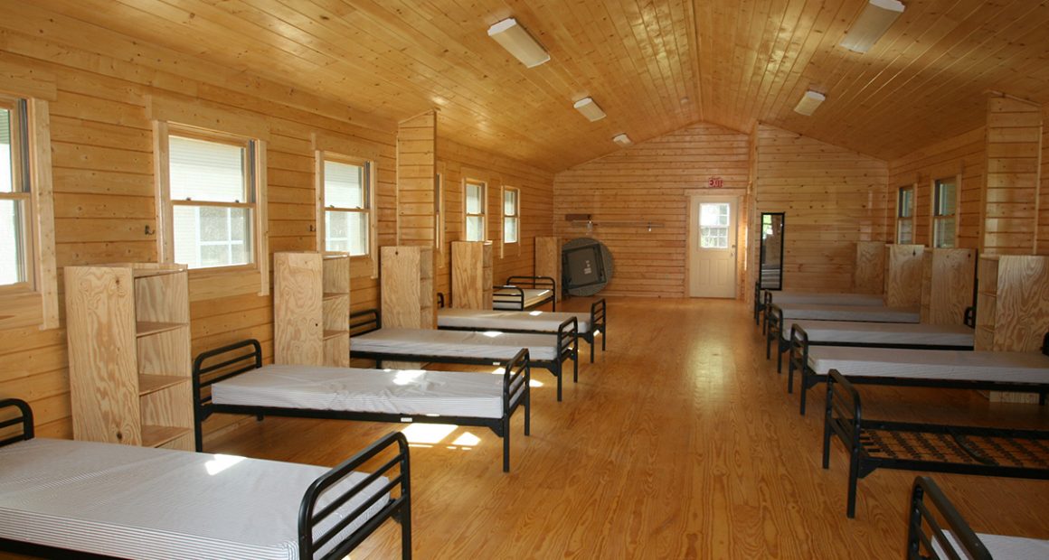 Bunkhouse Designs Explorer Bunkhouse Camping Log Cabin