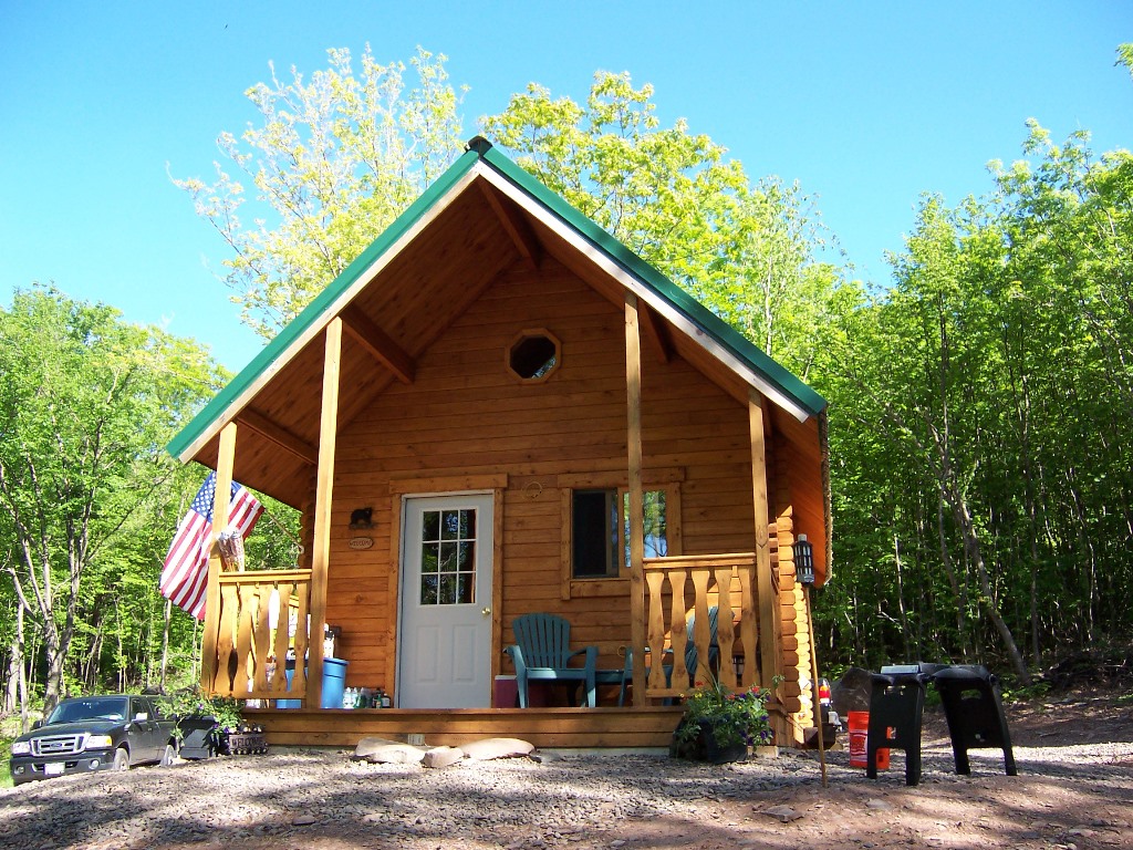 July 4th, 5 Reasons To Celebrate At The Log Cabin 