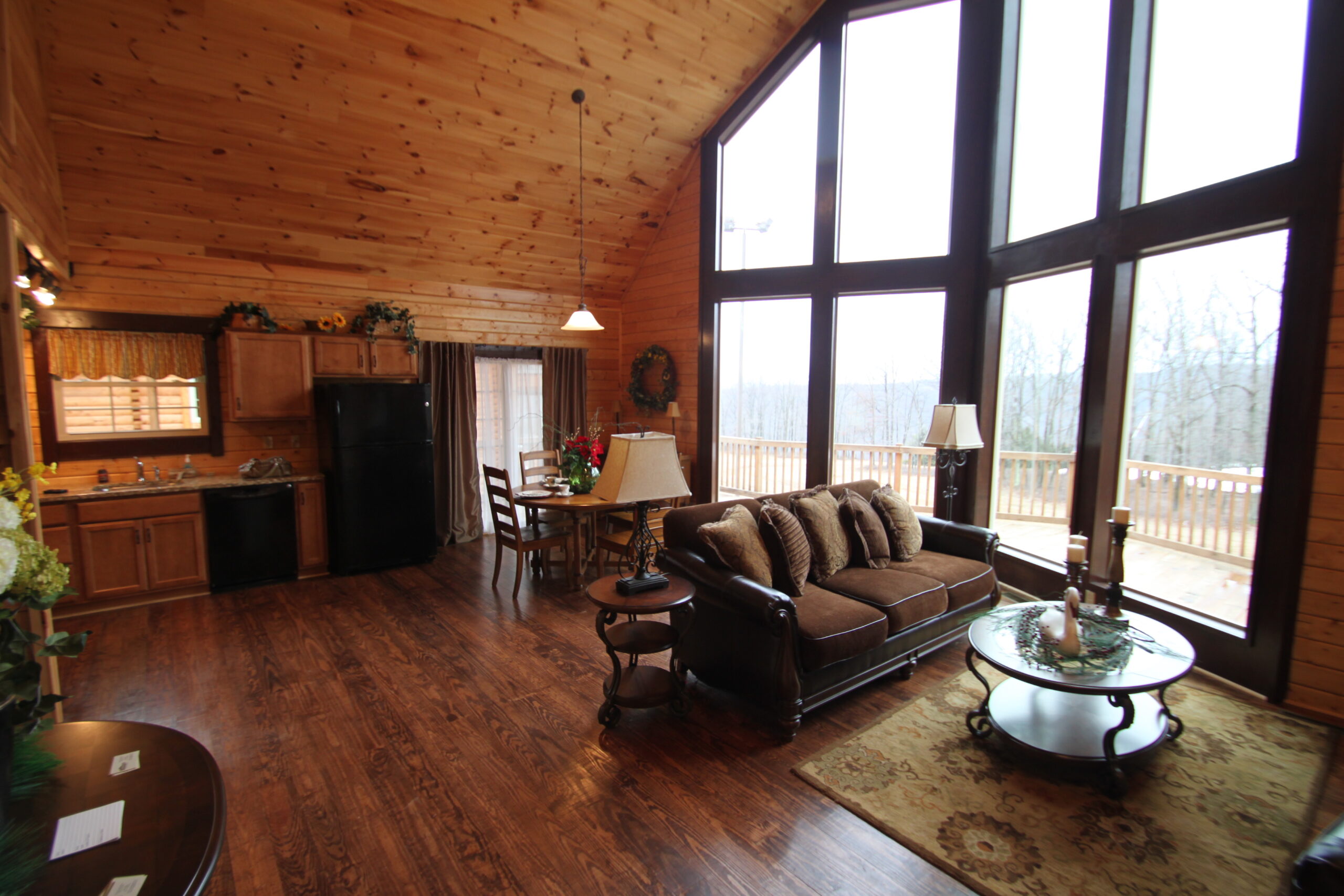Resort Log Homes at Eagle Rock: Rustic Elegance in the Pocono Mountains